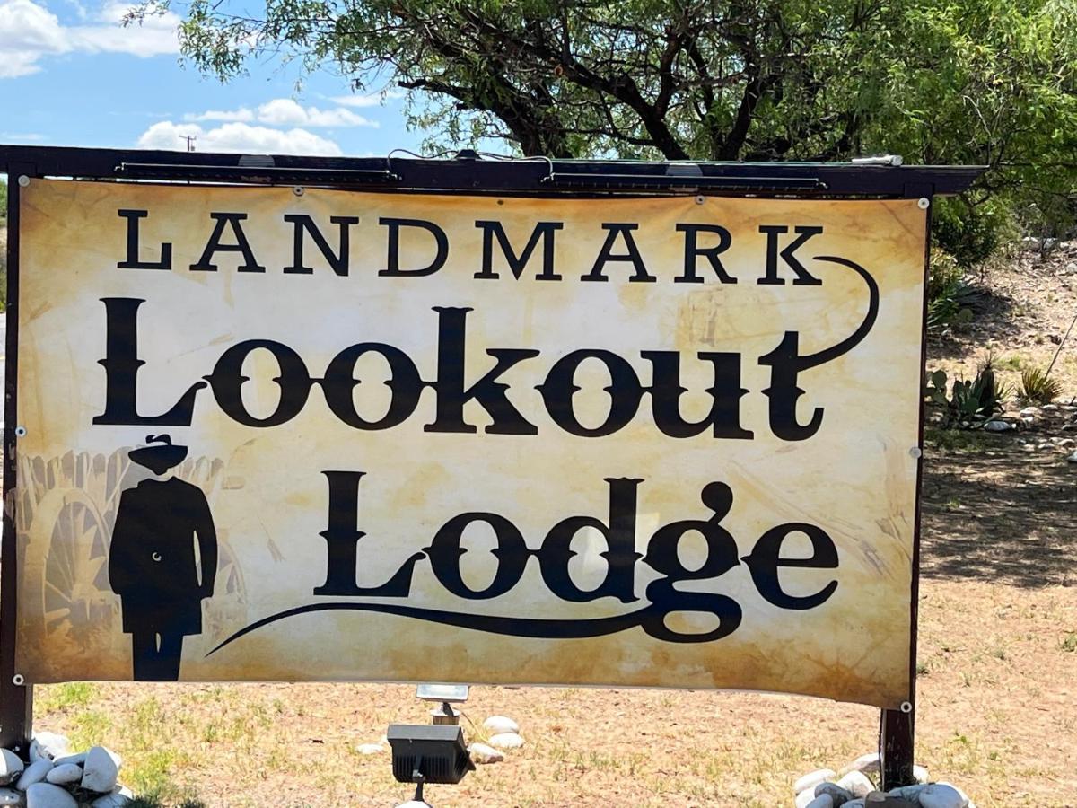 Landmark Lookout Lodge Tombstone Ngoại thất bức ảnh